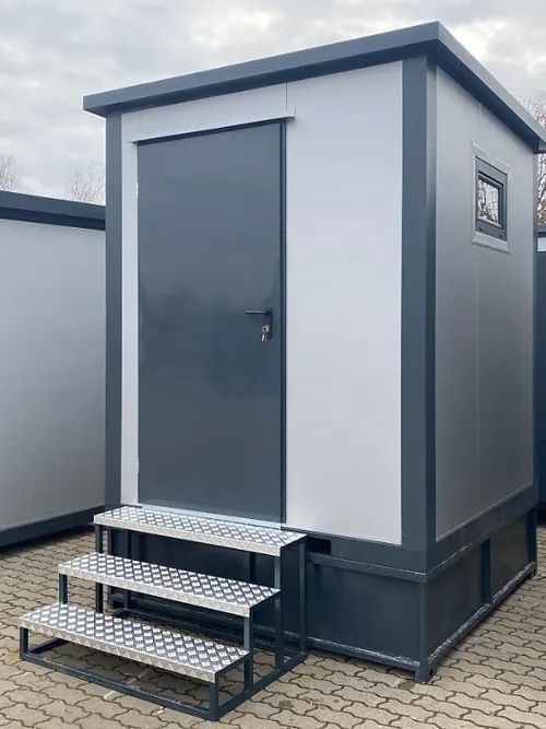 52aa76_c6b0c631c0e741628232fd8bdb074b99mv2-2.webp Conteneur Sanitaire WC Box avec Cabine Double