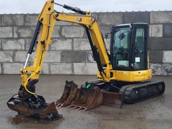 Caterpillar 305E2 Track Machine
