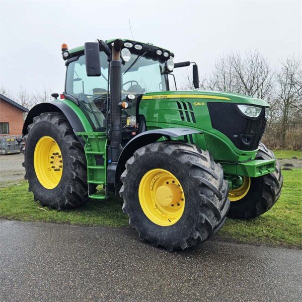 John Deere 6210 R, année 2012