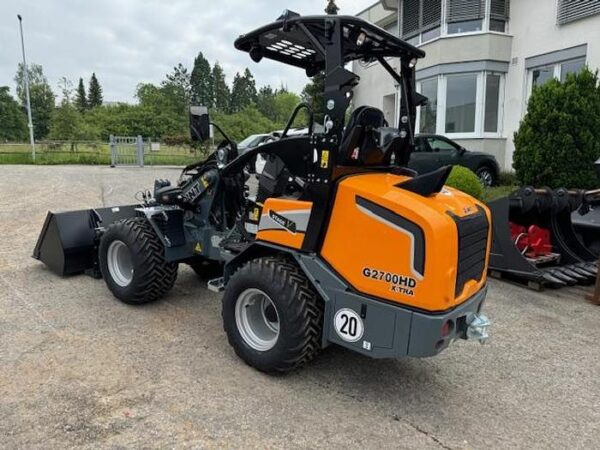 2024 Giant G2700 X-TRA HD Y