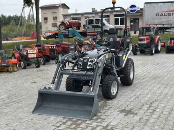 solis-s26-99-with-front-loader-limited-edition-20.jpg SOLIS S26 (9+9) avec chargeur frontal (édition limitée)